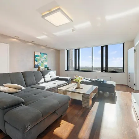 Apartment Az Tower *